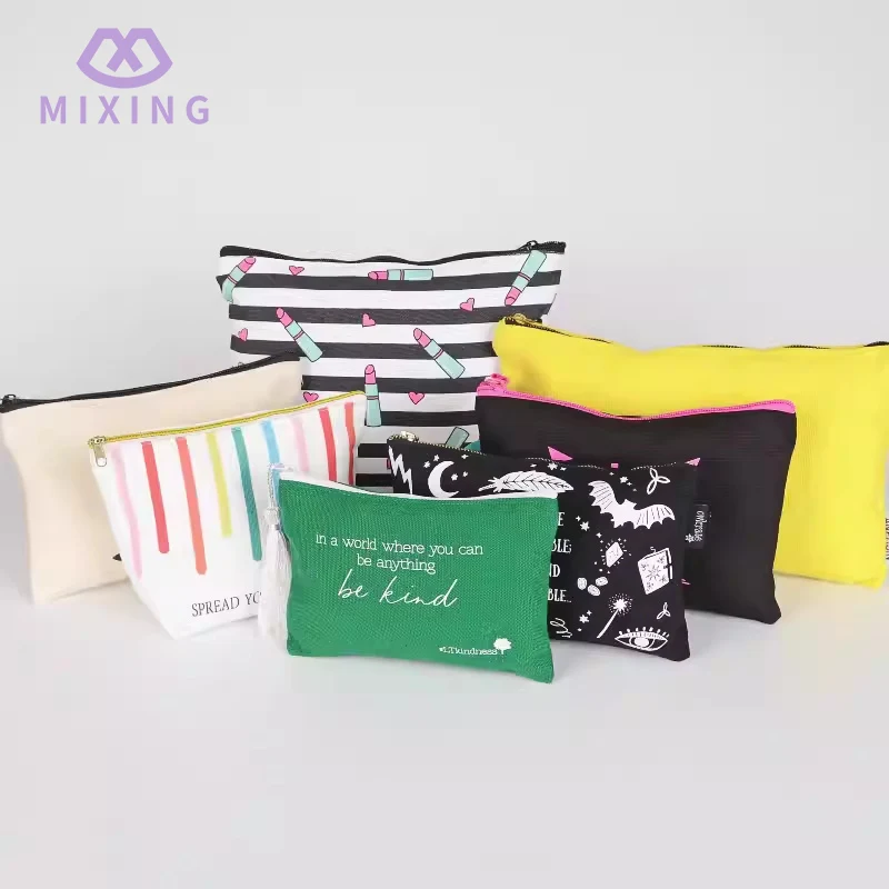 コットン化粧ポーチ